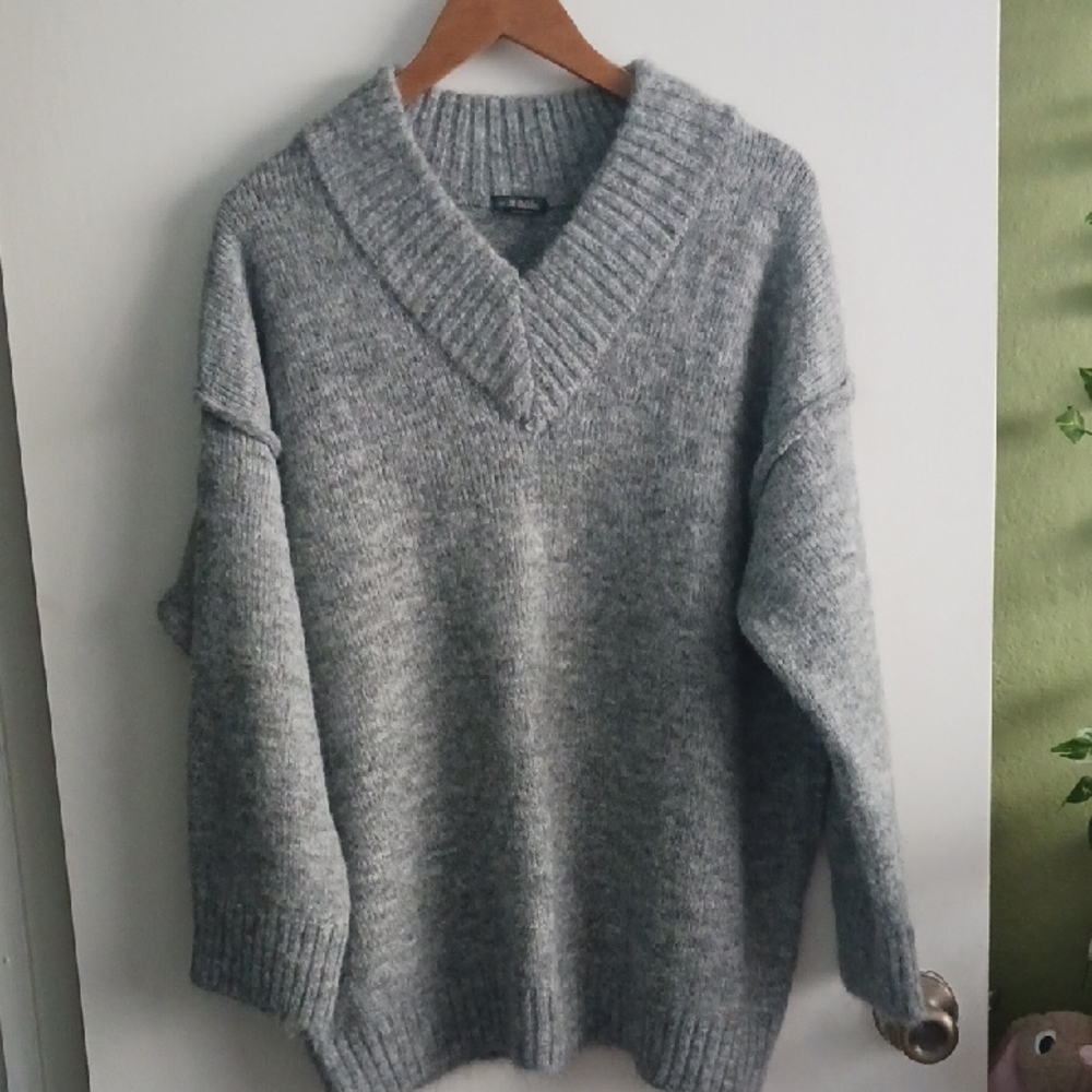 Gray V-Neck OVERSIZED Sweater